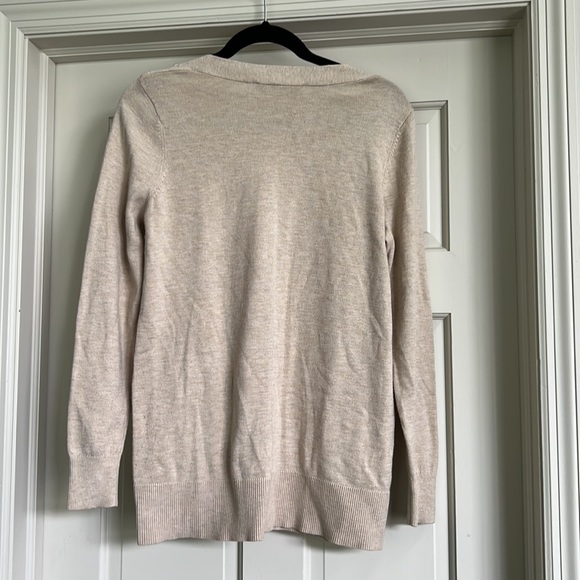Loft Tan Sweater with buttons on shoulder Size Large - Picture 4 of 4